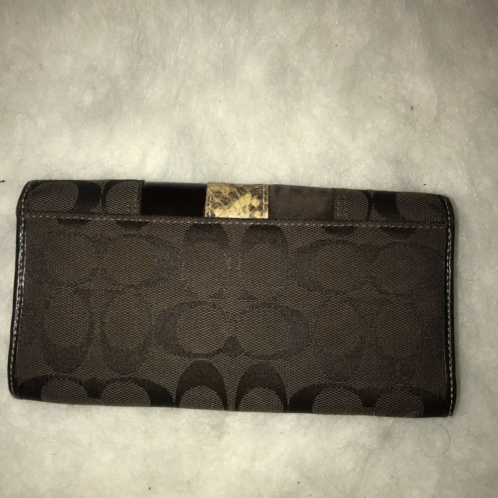 Authentic Coach Wallet - Picture 2 of 6